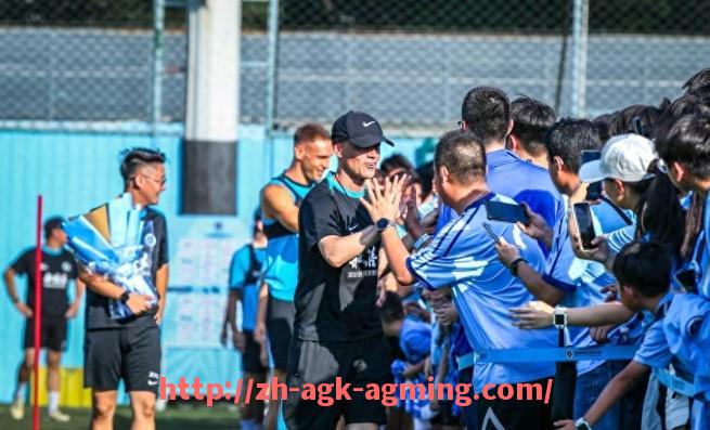 AG娱乐登录-西甲联赛与欧冠赛事影响力对比分析